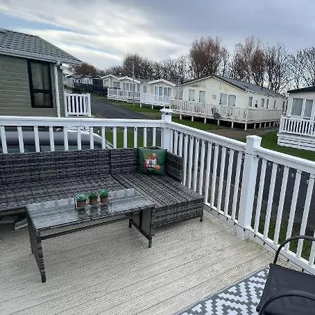 Sun Sea And Sand At Whitley Bay Caravan Park Exterior photo